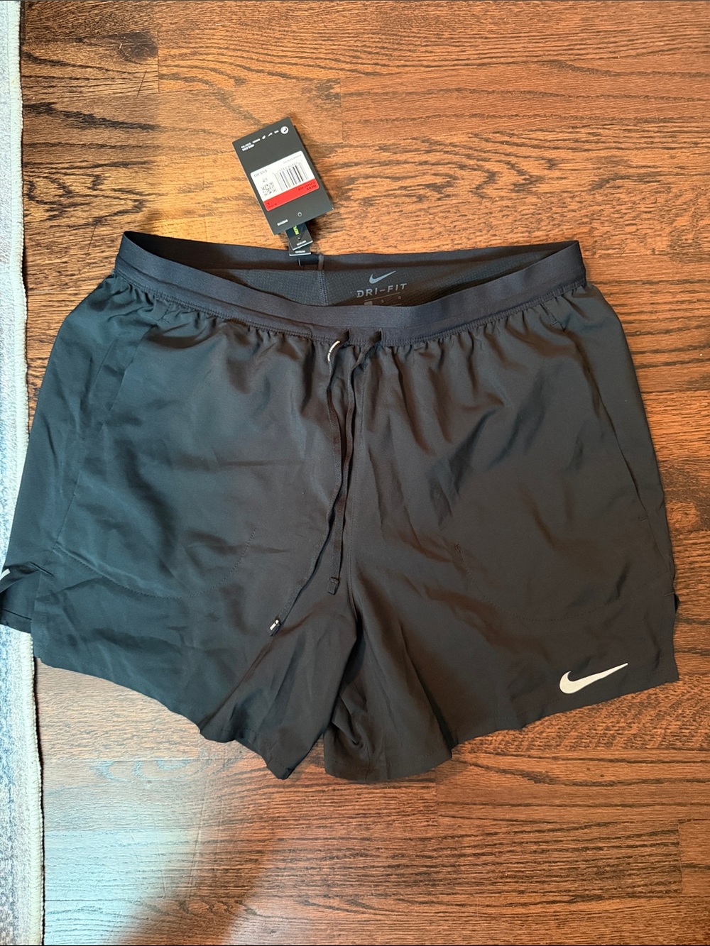 Men’s Nike dri- fit shorts